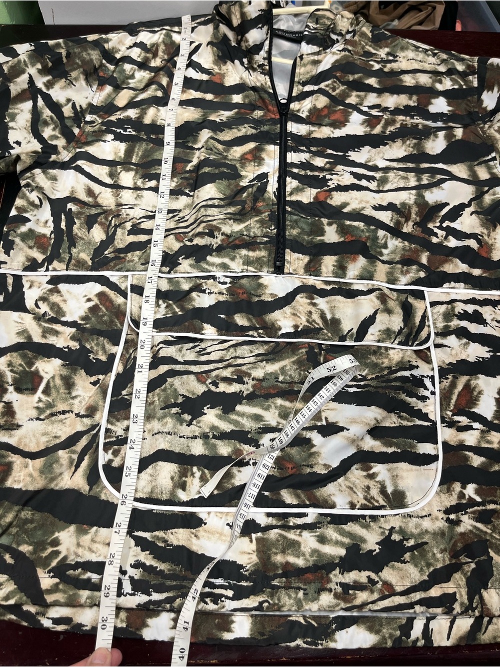 No boundaries windbreaker size large - Picture 8 of 8